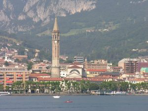 campanile.di .lecco .fronte