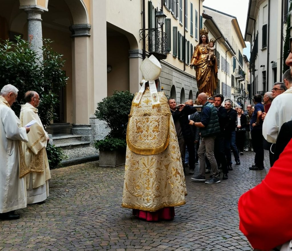 Tanti momenti di comunità per la festa della Madonna del Rosario 5 111