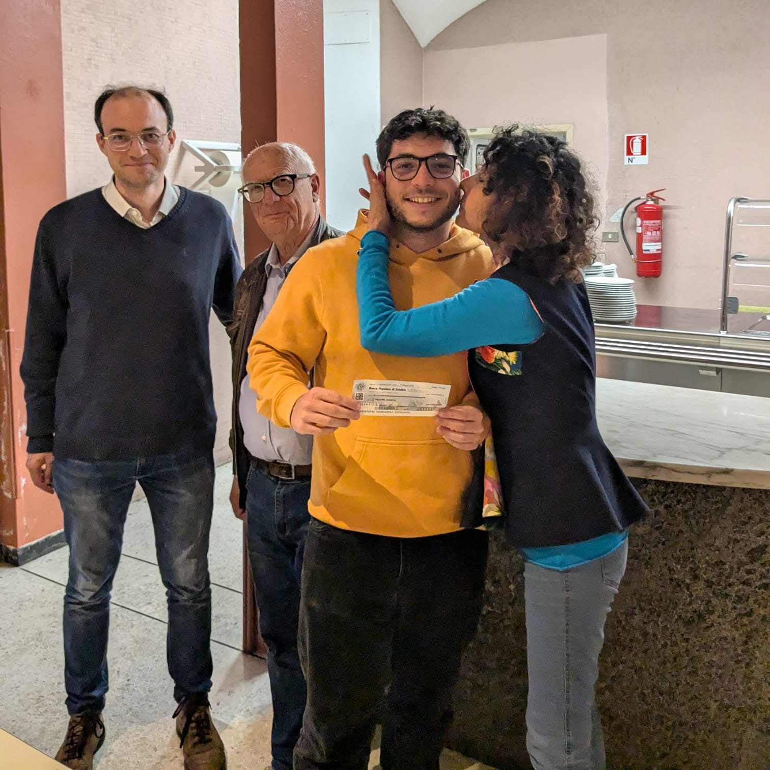 Assegnate le borse di studio 2024/25 agli studenti dell’Associazione San Martino 2 IMG 20250525 WA0011 edited