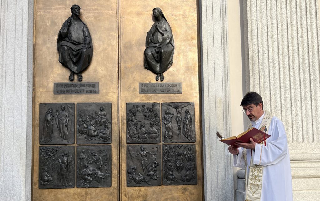 50simo anniversario delle Porte della Misericordia, dei Papi e dei Santi patroni 1 50 porte misericordia San Nicolo 20